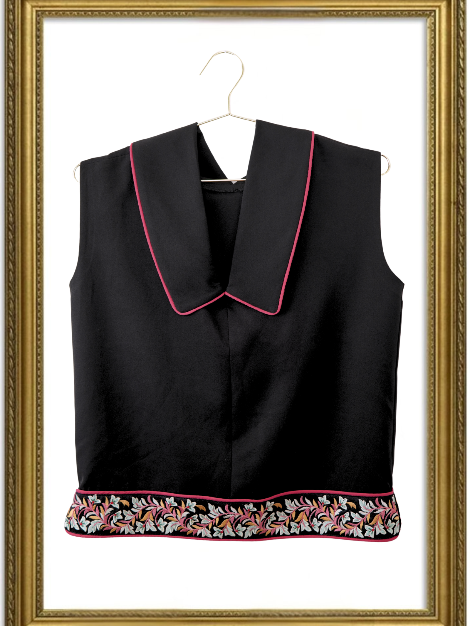 Floral Hem Statement Top