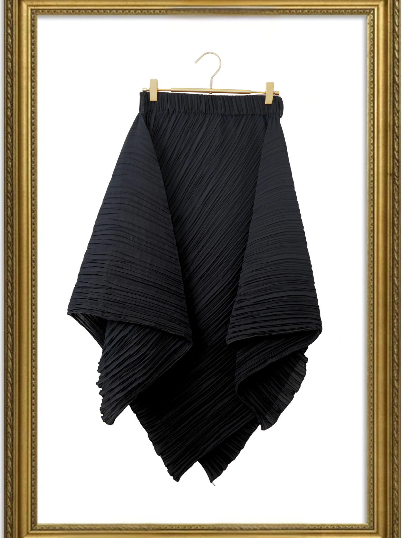 Black Pleated Flow Skirt